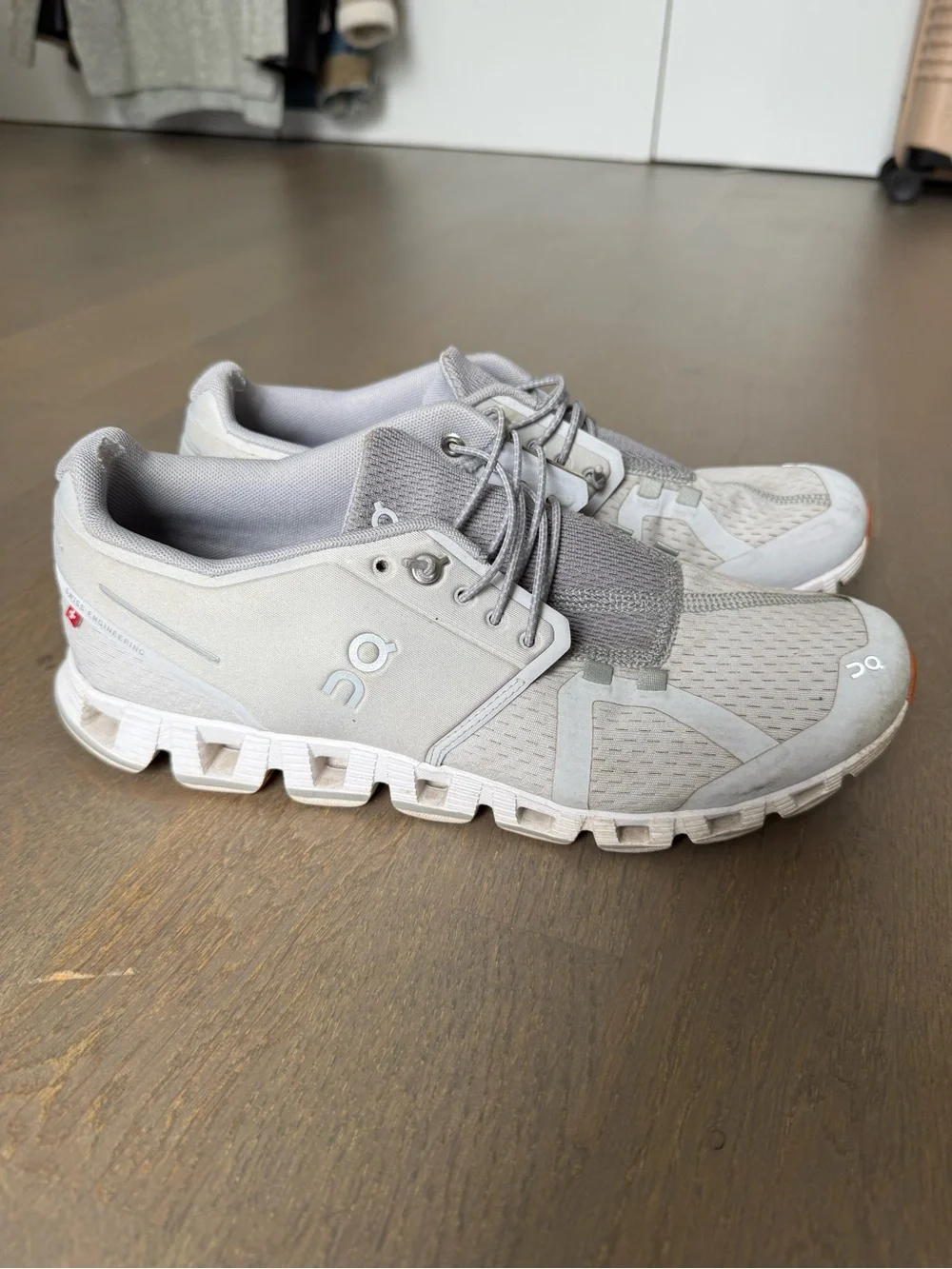 On Cloud Women's Athletic Shoes in Light Gray - Picture 1 of 3